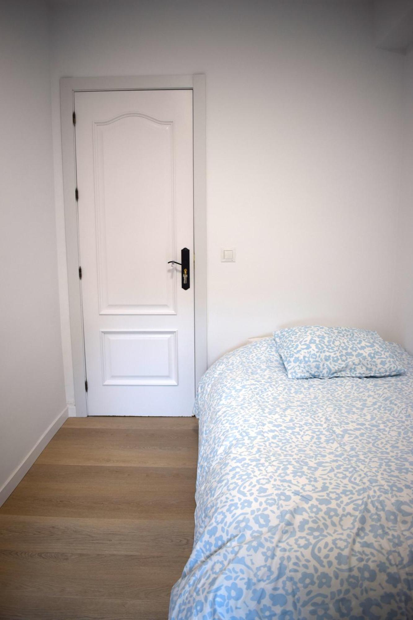 Bueno, Bonito Y Barato Apartment Málaga Exterior foto